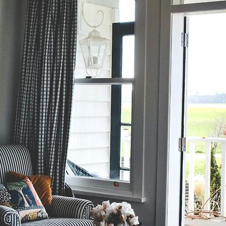 Te Kopura Lodge Martinborough Extérieur photo